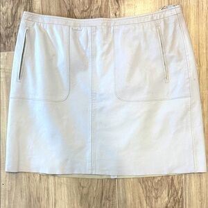 French Connection Genuine Leather Skirt in Light Gray size 10